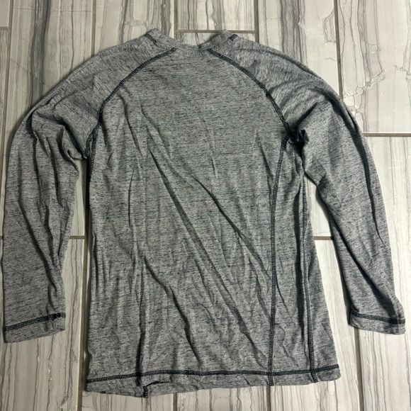 Grey tshirt - Picture 3 of 3